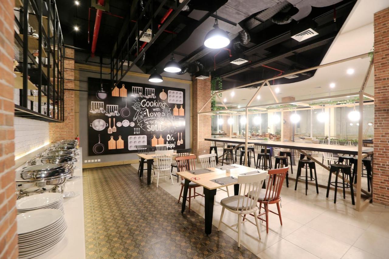 Luminor Hotel Purwokerto By Wh Экстерьер фото
