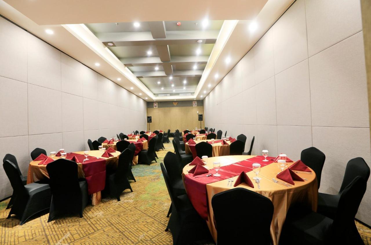 Luminor Hotel Purwokerto By Wh Экстерьер фото