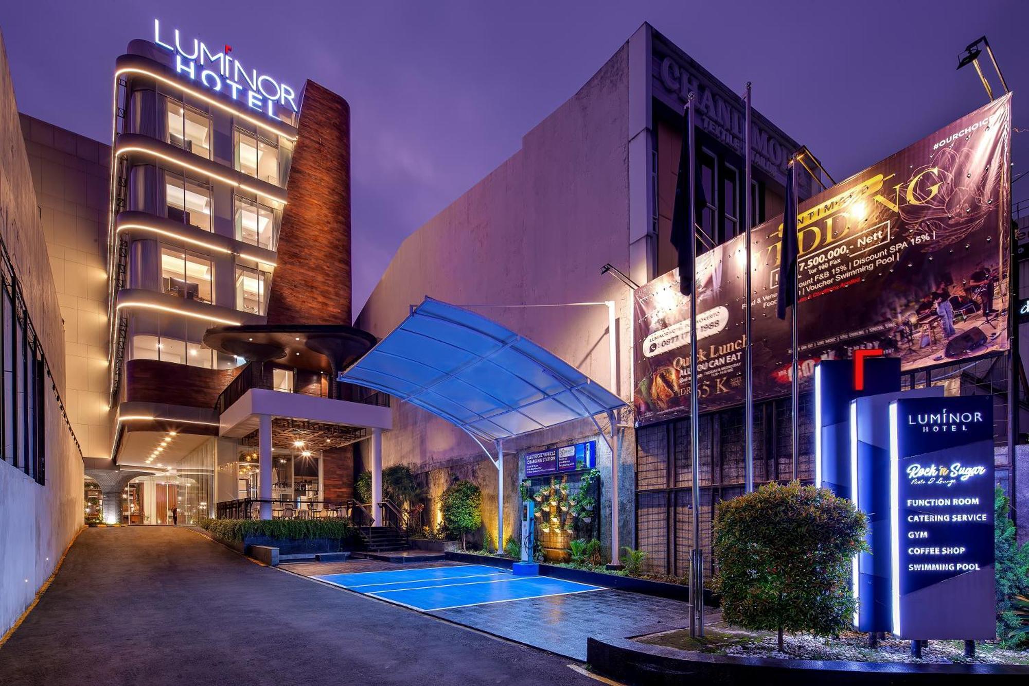 Luminor Hotel Purwokerto By Wh Экстерьер фото